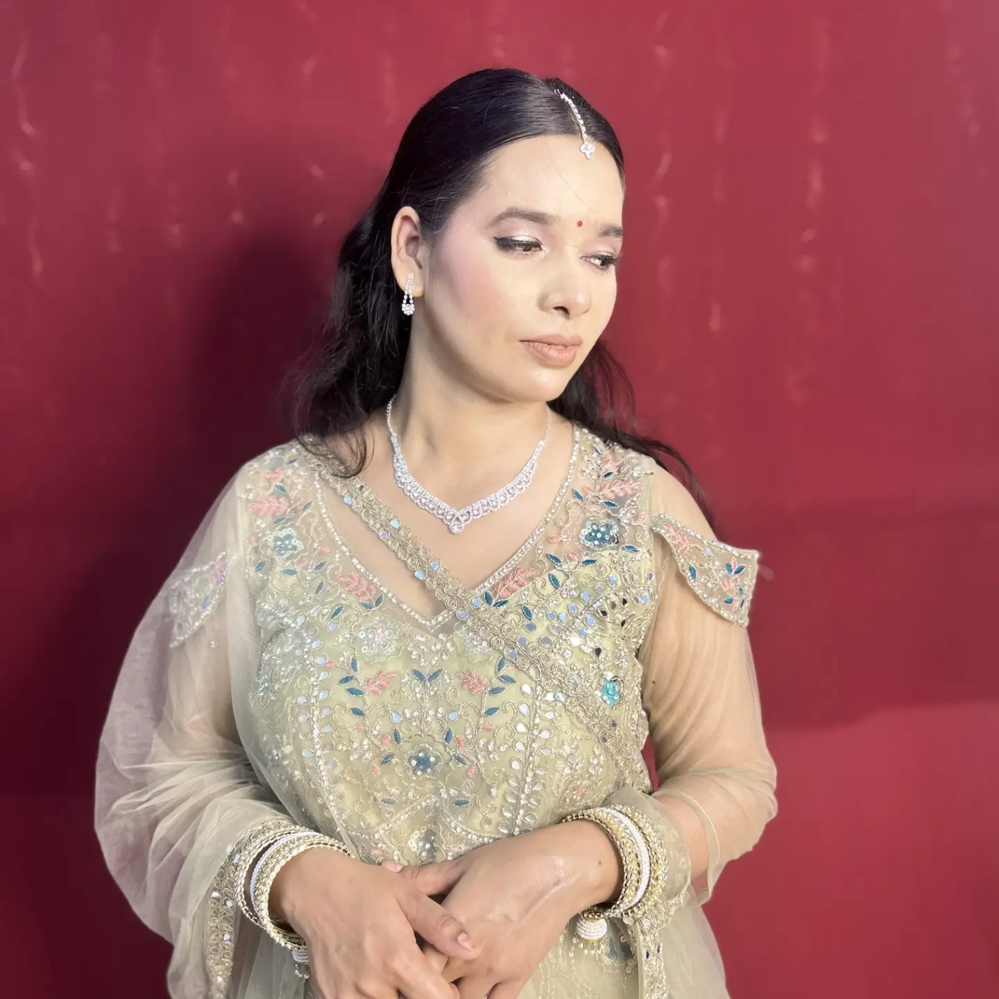 Traditional red bridal walking shot — Patna