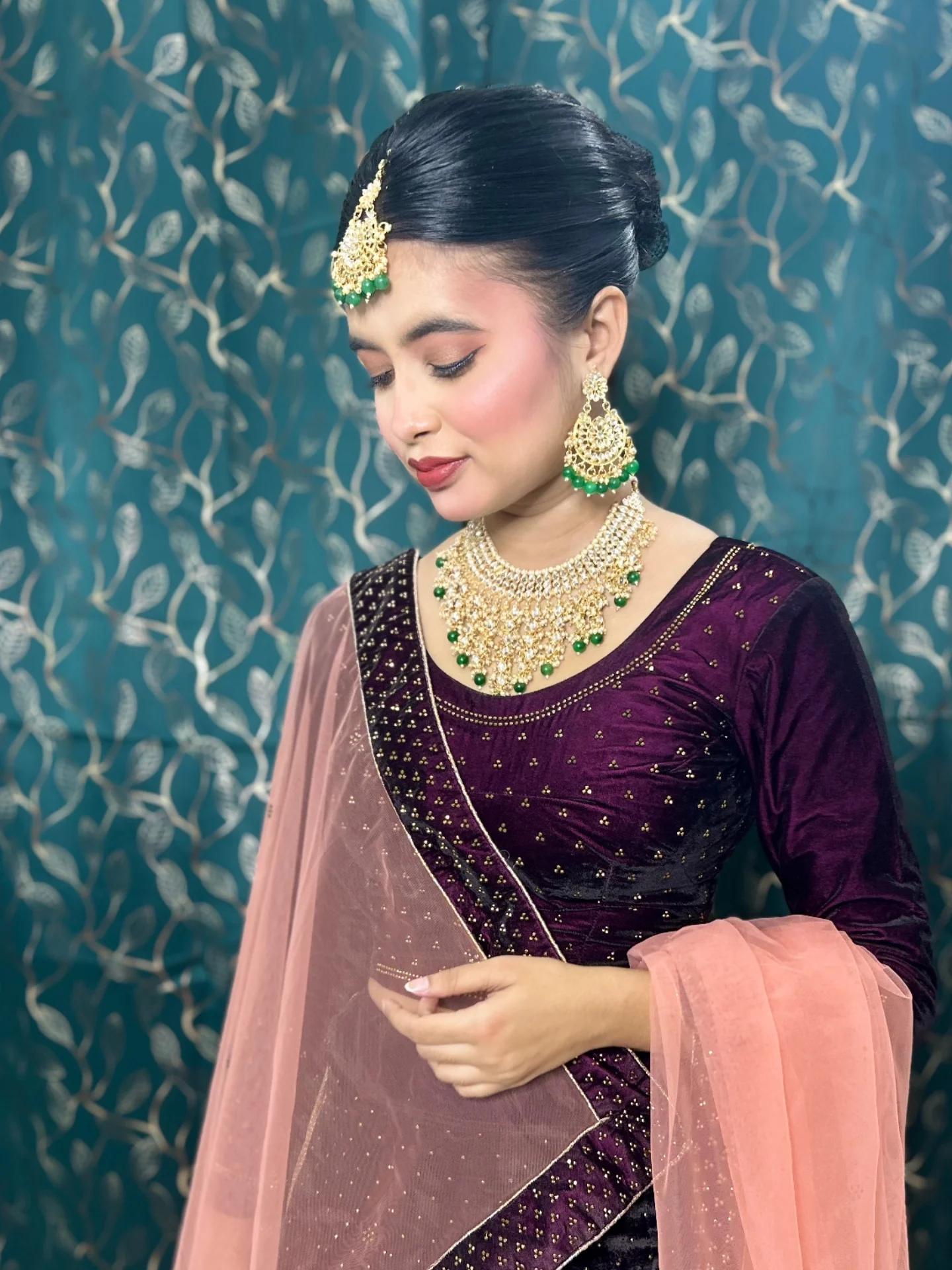 Plum saree reception makeup — Patna